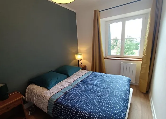 6 Personnes A Pailherols *